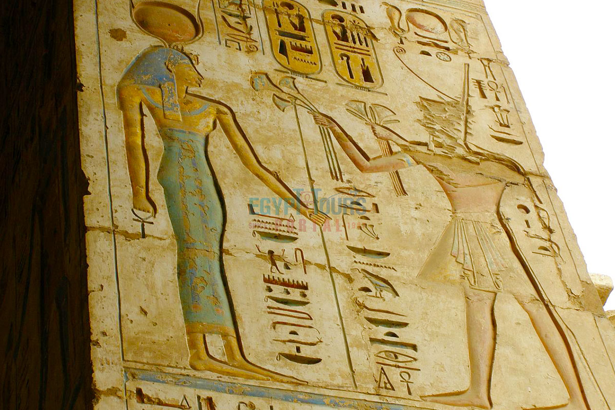 Medinet Habu Mortuary Temple Of Ramses Iii Egypt Tours Portal