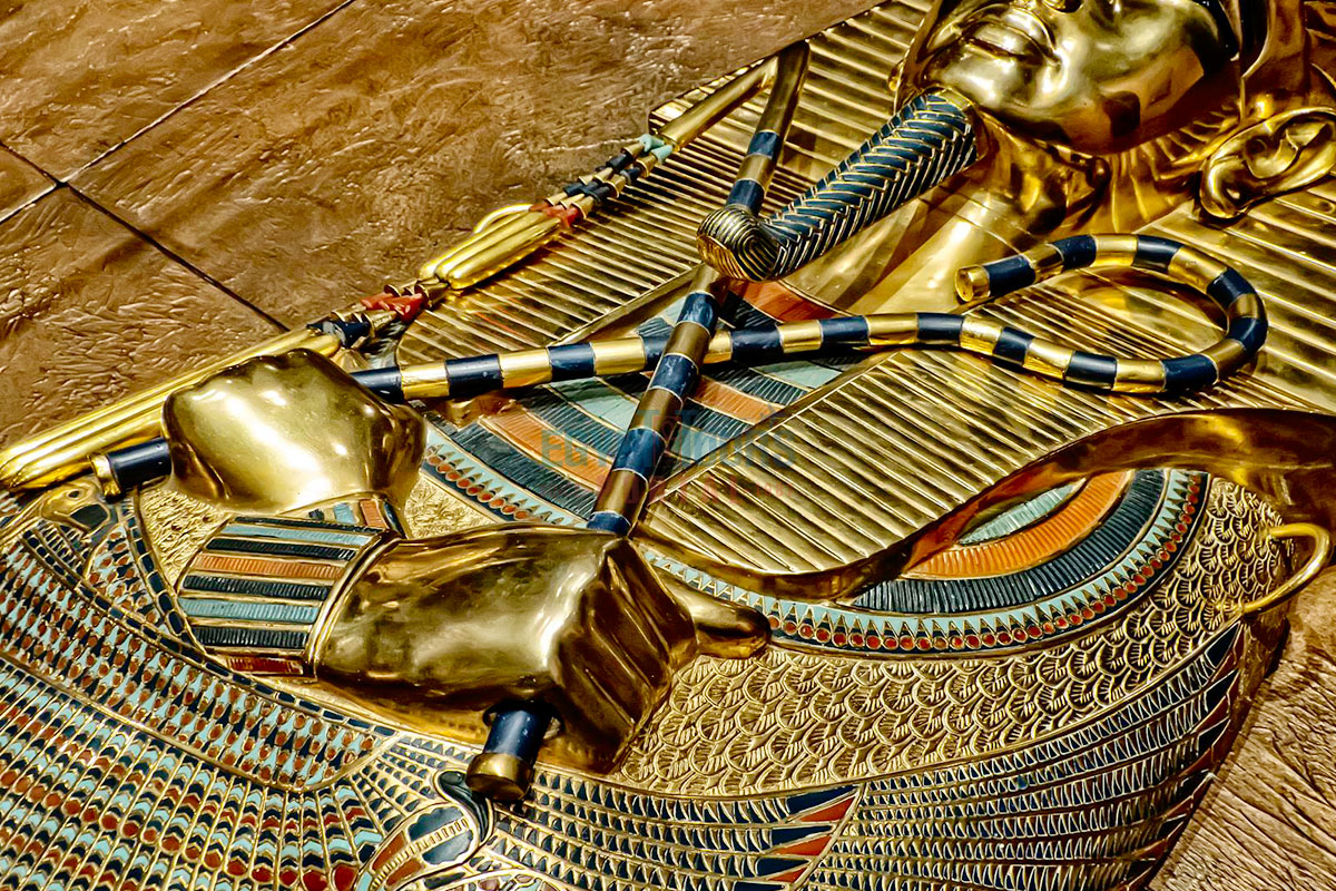 Gold and the Pharaohs - Egypt Tours Portal